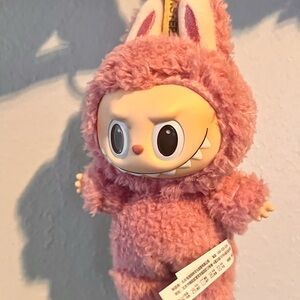 AUTHENTIC Labubu Lychee Berry with Manufacturer Flaws (Open Box)